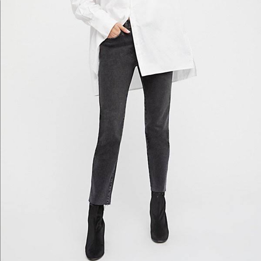 Free People Women’s Clean Girlfriend Jeans - Picture 5 of 11